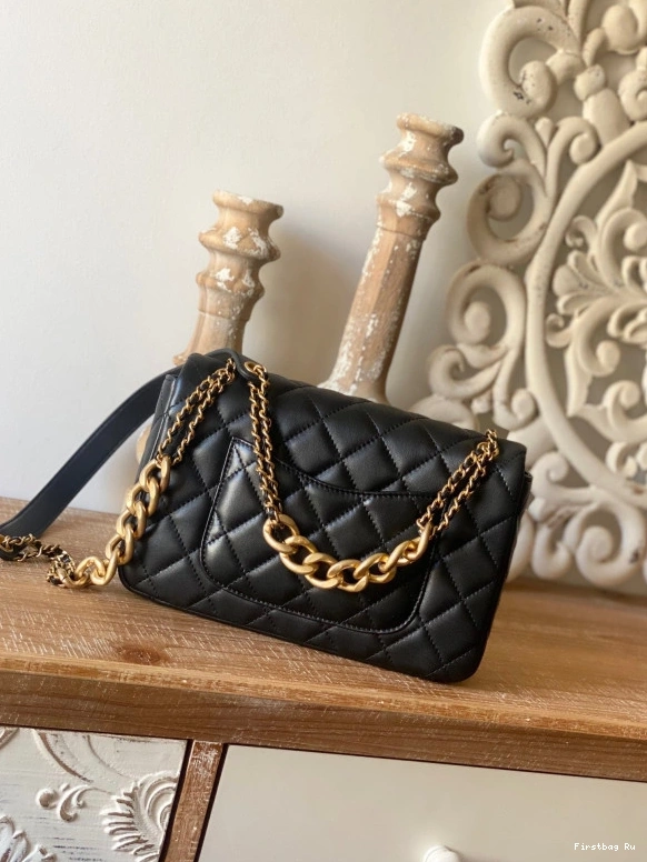 First Bag Ru CHANEL BAG FLAP 0722